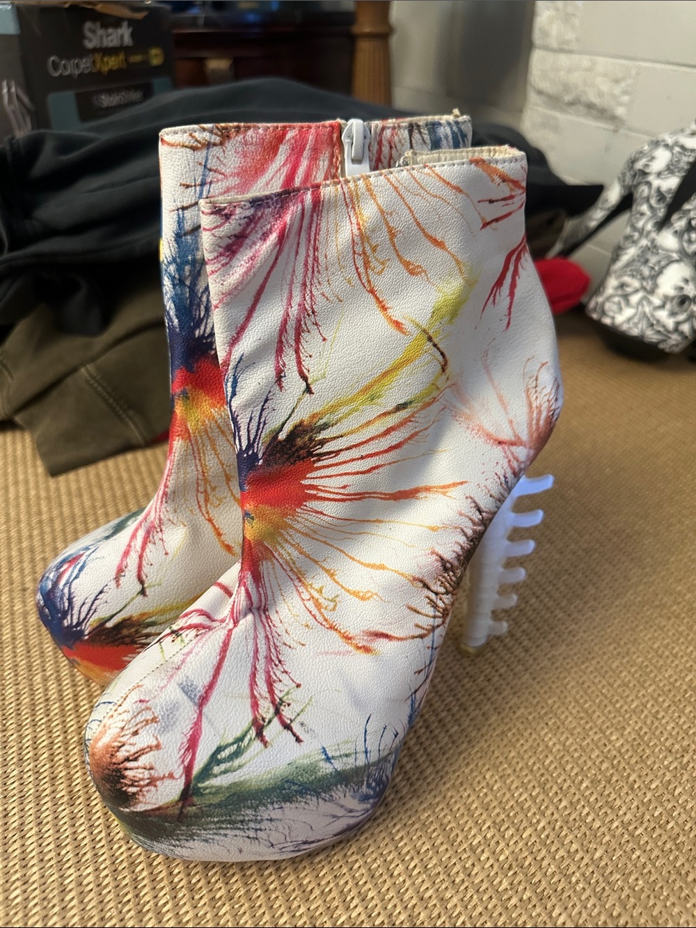 💜#65 Women's Show Story White Floral Paint-Splash Ankle Boots